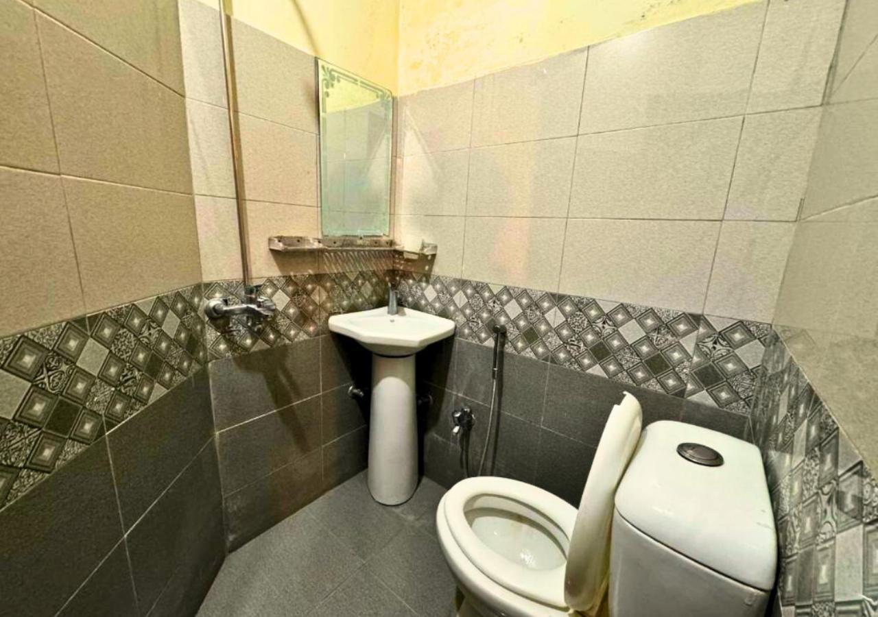 Doves Inn Hotel Kalma Chowk Lahore Exteriér fotografie