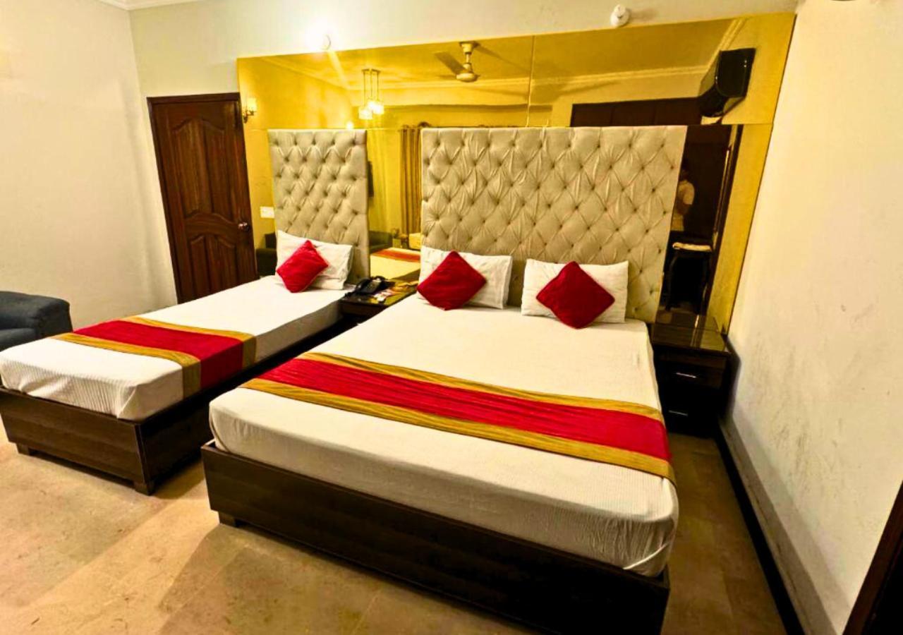 Doves Inn Hotel Kalma Chowk Lahore Exteriér fotografie
